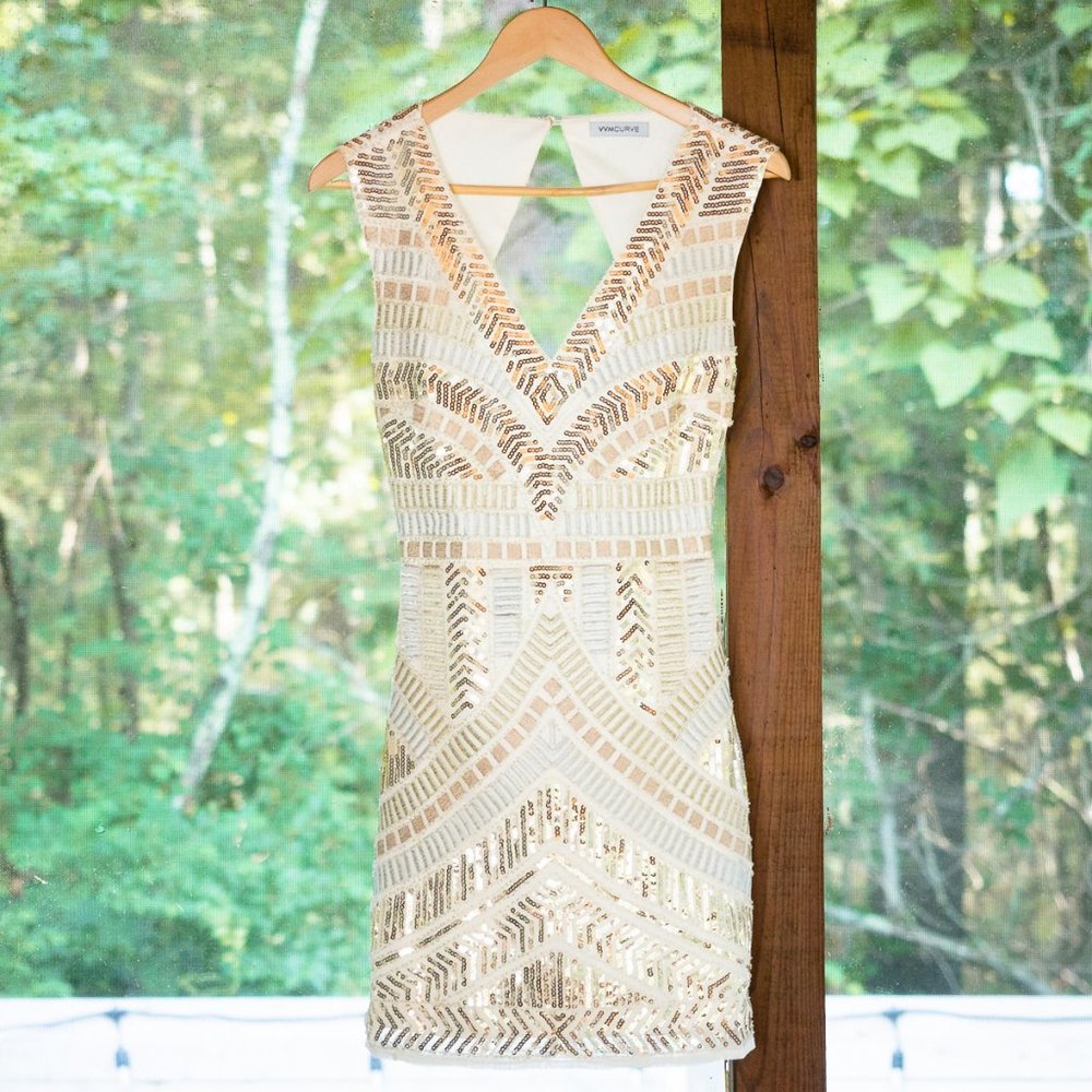 Gold Chevron Backless Sheath Mini Dress